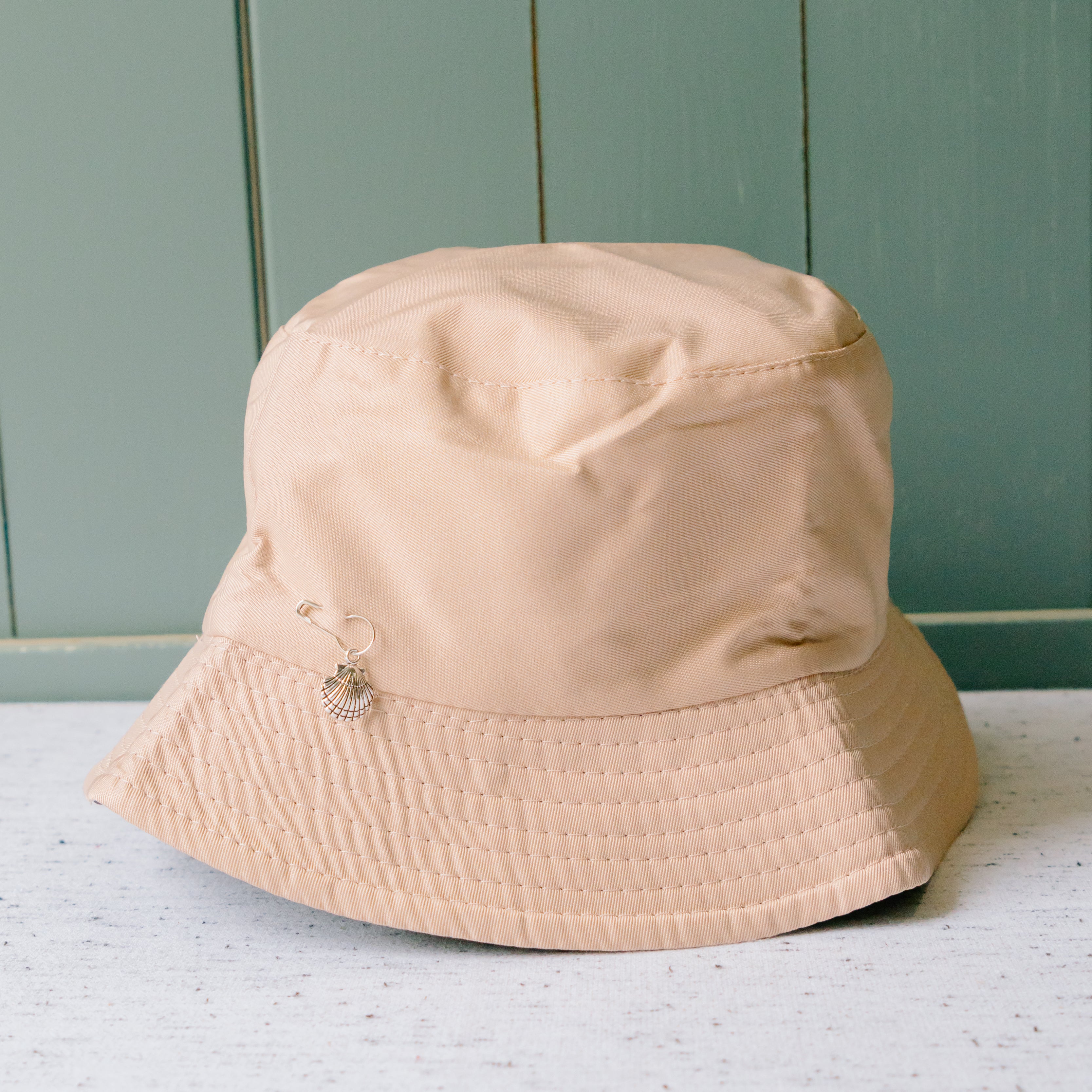 St. James Bucket Hat with Pin