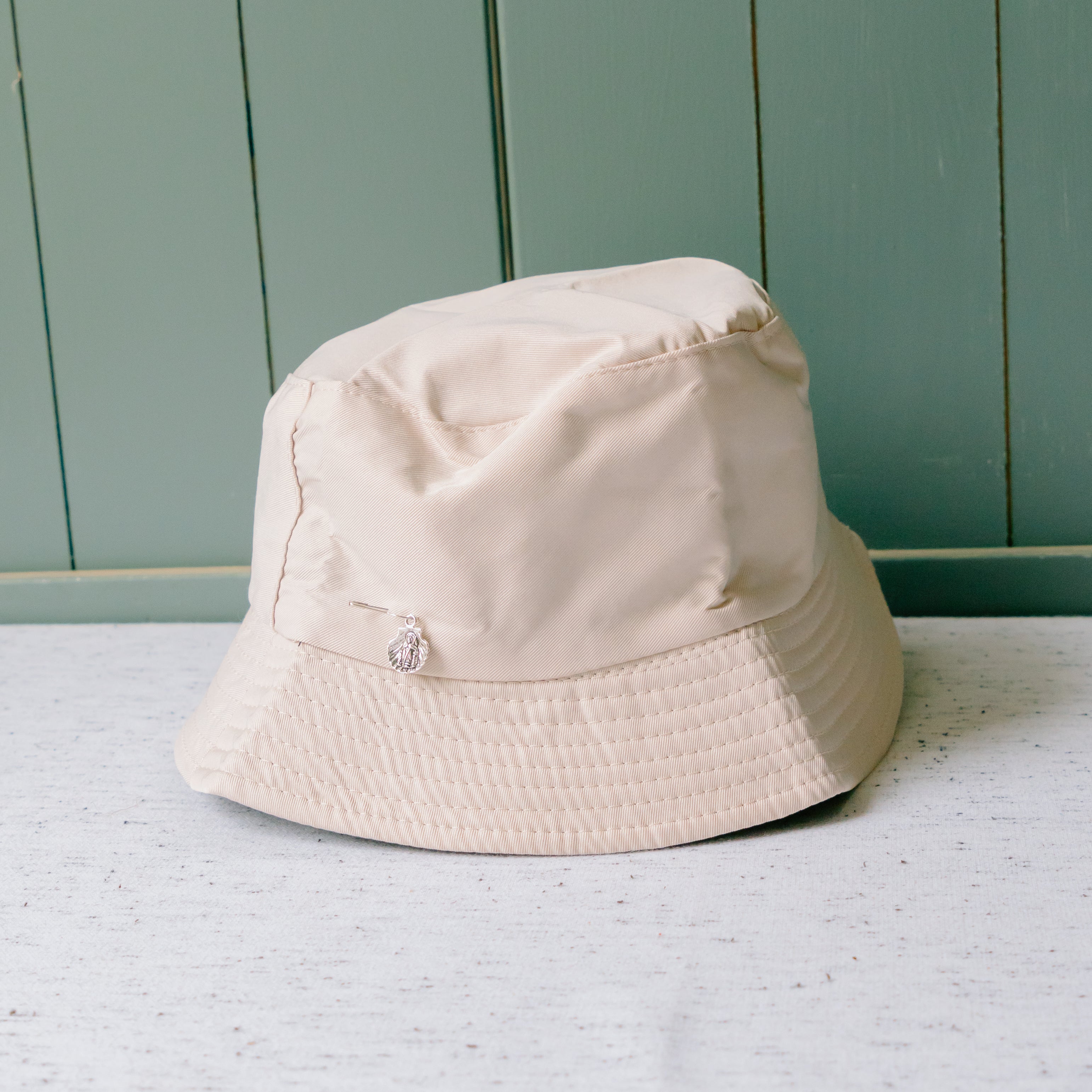 St. James Bucket Hat with Pin