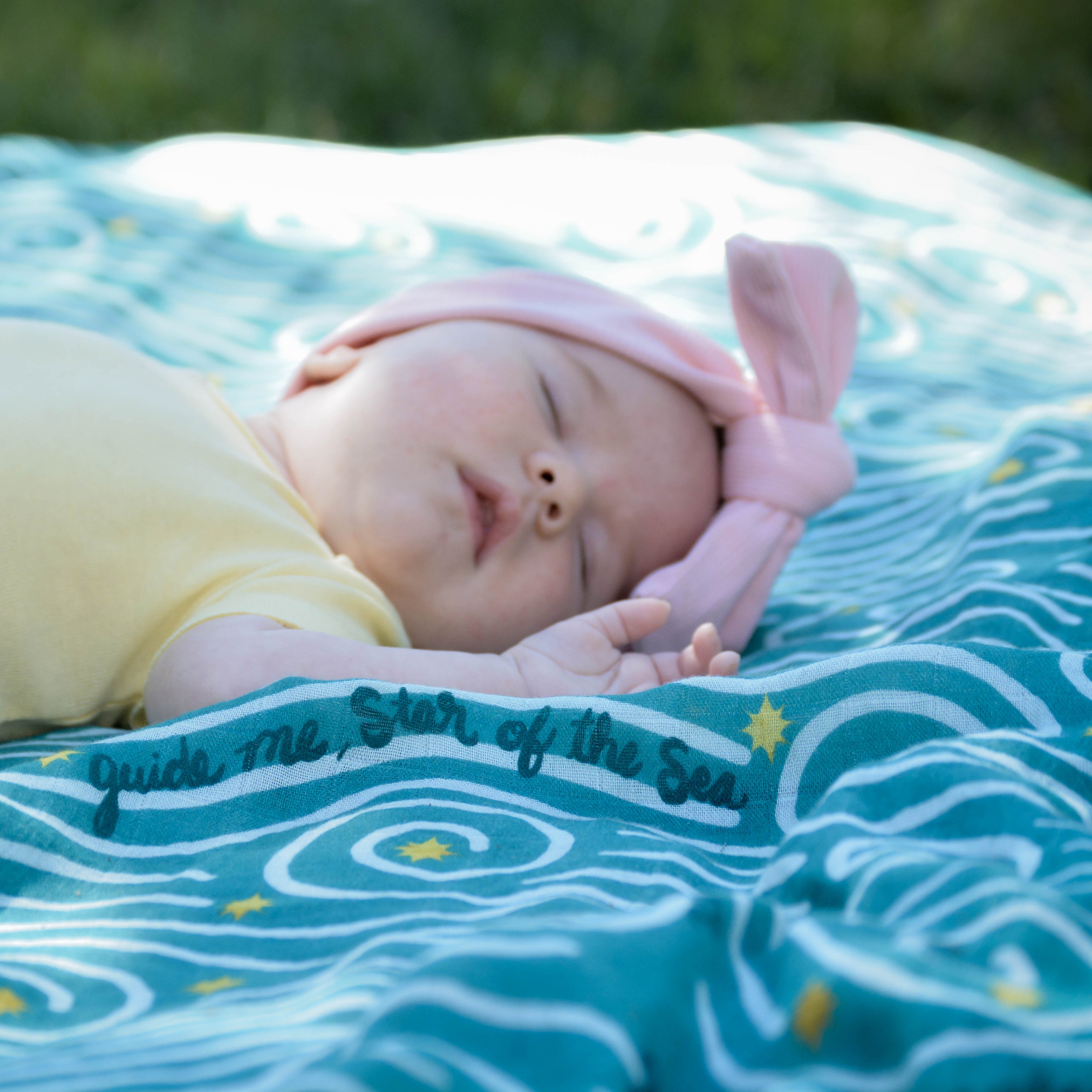 Stella Maris Swaddle