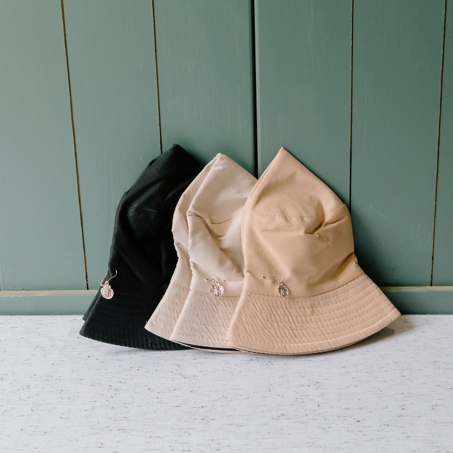 St. James Bucket Hat with Pin